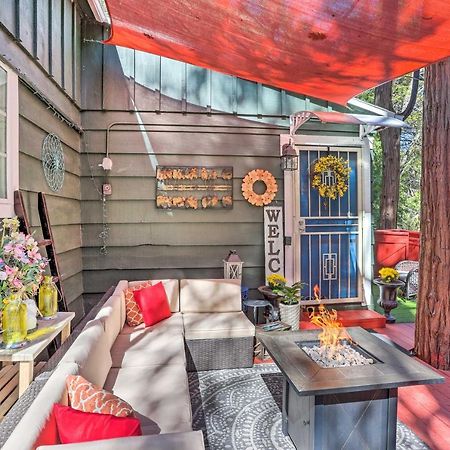 Boho Crestline Cabin, 1 Mile To Lake Gregory! Exterior photo